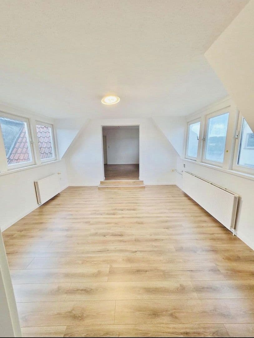 Pronájem bytu 3+1 92 m², Moorweg 5, Gifhorn, Dolní Sasko Pronájem bytu 3+1 92 m², Moorweg 5, Gifhorn, Dolní Sasko