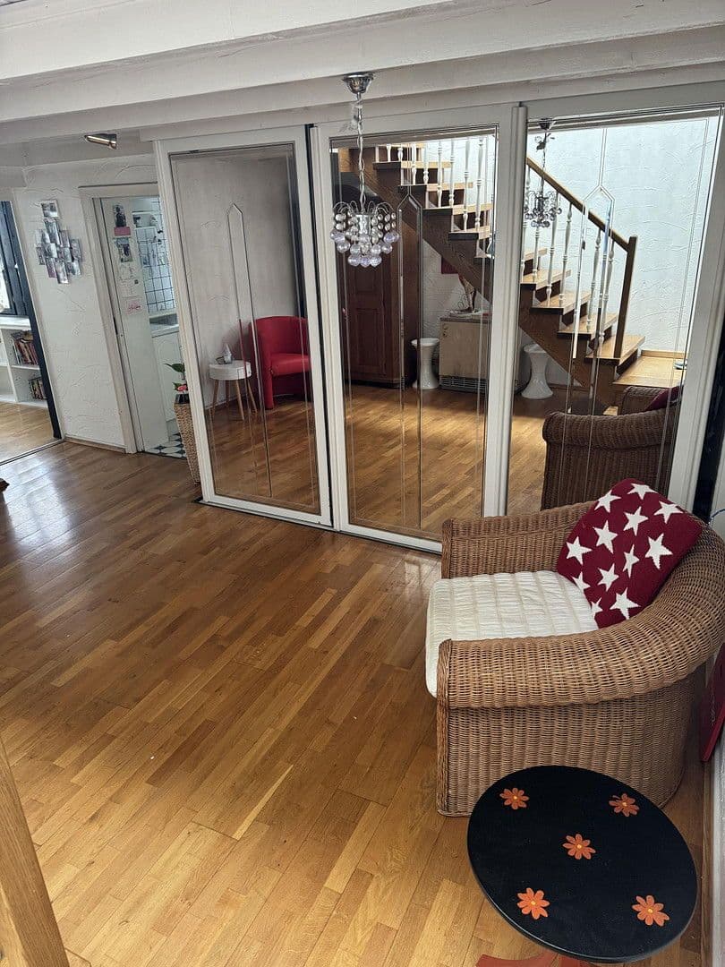 Prodej domu 170 m², pozemek 100 m², Holzweg 21a, Remagen, Porýní-Falc Prodej domu 170 m², pozemek 100 m², Holzweg 21a, Remagen, Porýní-Falc