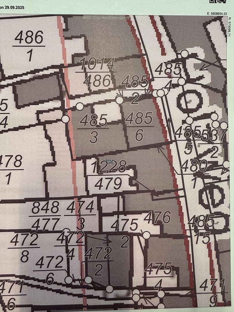 Prodej domu 170 m², pozemek 100 m², Holzweg 21a, Remagen, Porýní-Falc Prodej domu 170 m², pozemek 100 m², Holzweg 21a, Remagen, Porýní-Falc