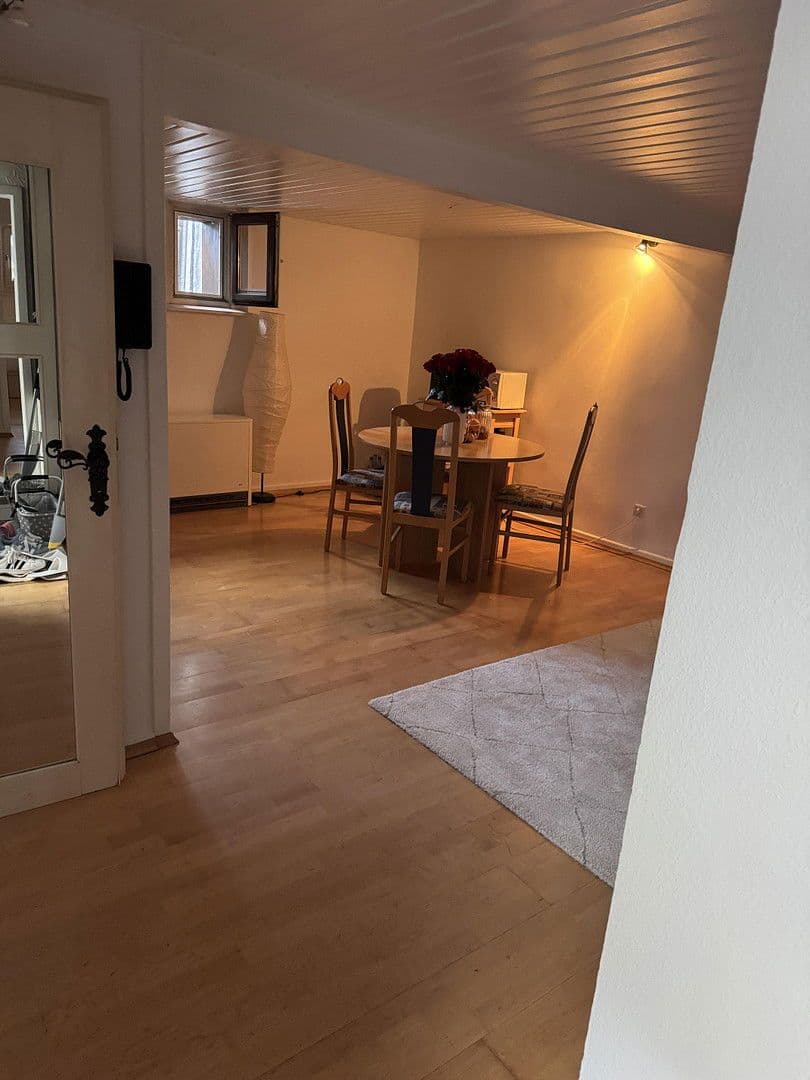 Prodej domu 170 m², pozemek 100 m², Holzweg 21a, Remagen, Porýní-Falc Prodej domu 170 m², pozemek 100 m², Holzweg 21a, Remagen, Porýní-Falc