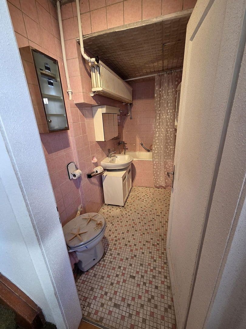 Pronájem domu 102 m², pozemek 404 m², Allmendingen, Bádensko-Württembersko Pronájem domu 102 m², pozemek 404 m², Allmendingen, Bádensko-Württembersko