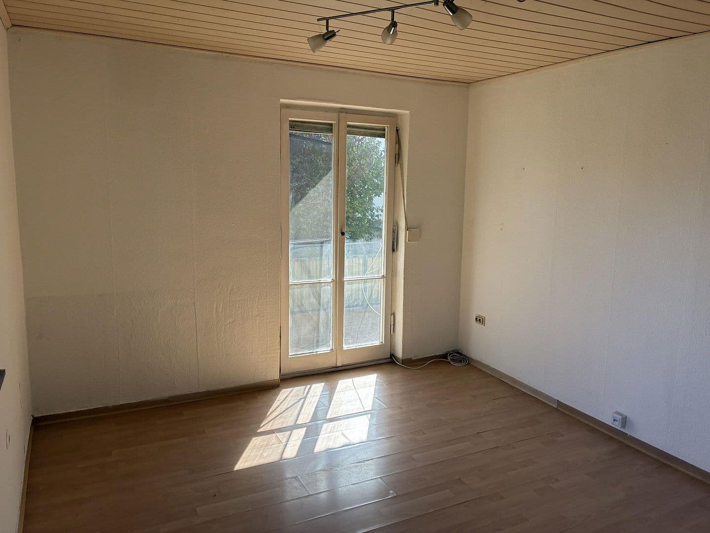 Pronájem bytu 3+1 73 m², Filderstadt, Bádensko-Württembersko Pronájem bytu 3+1 73 m², Filderstadt, Bádensko-Württembersko