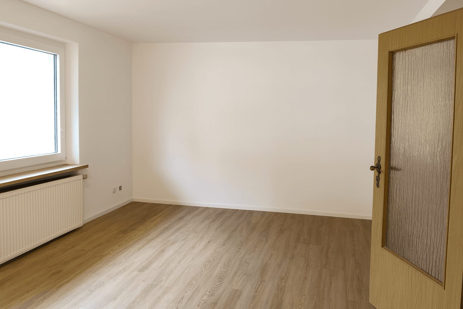 Pronájem domu 153 m², pozemek 337 m², Bad Abbach, Bavorsko Pronájem domu 153 m², pozemek 337 m², Bad Abbach, Bavorsko