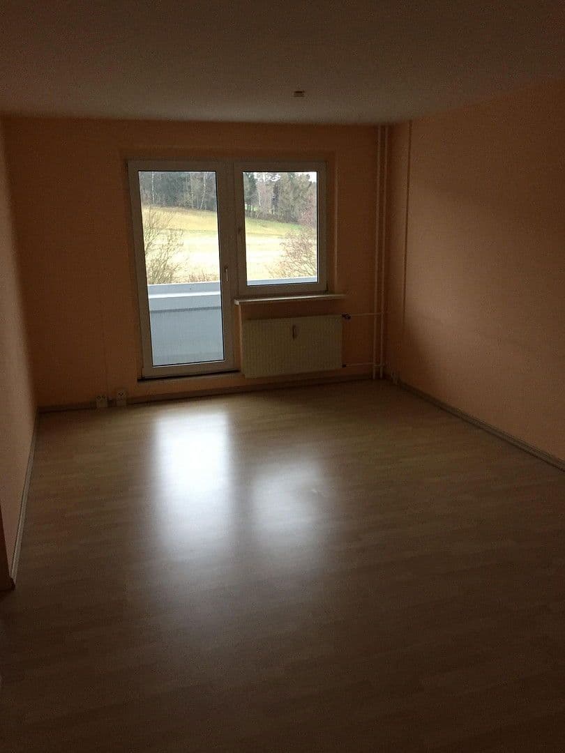 Pronájem bytu 3+1 55 m², Mozartstrasse 25, Lößnitz, Sasko Pronájem bytu 3+1 55 m², Mozartstrasse 25, Lößnitz, Sasko