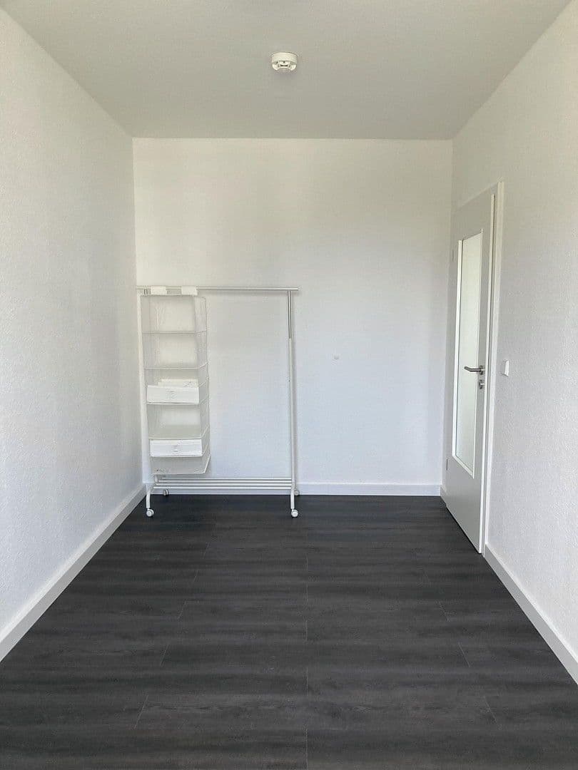 Pronájem bytu 3+1 55 m², Ernst-Thälmann-Ring 63, Greifswald, Mecklenburg-Vorpommern Pronájem bytu 3+1 55 m², Ernst-Thälmann-Ring 63, Greifswald, Mecklenburg-Vorpommern