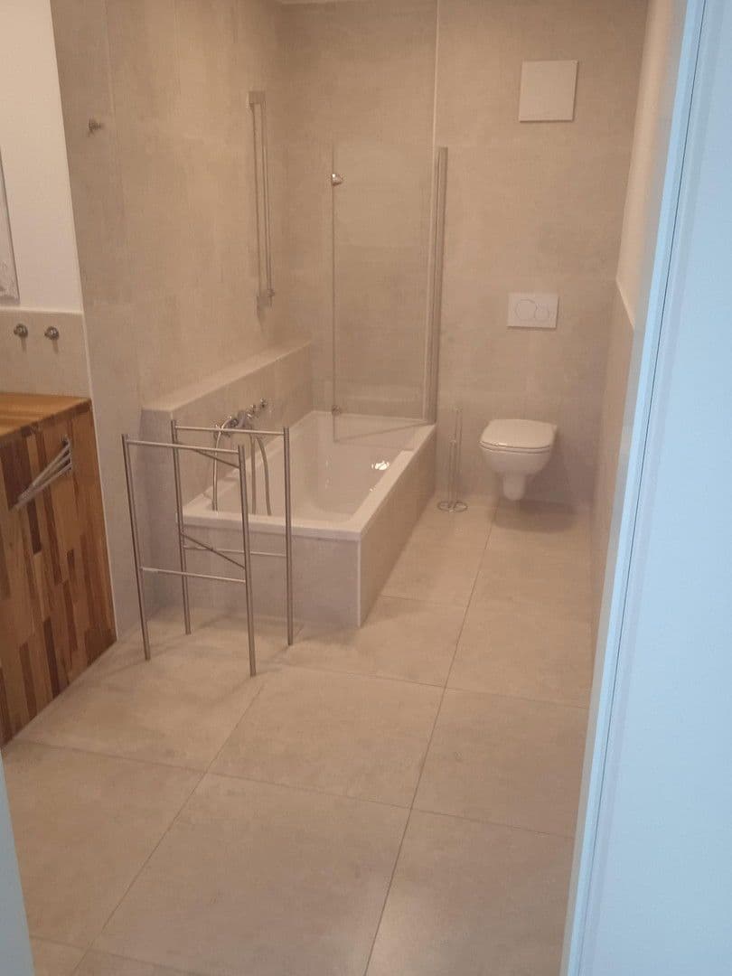 Pronájem bytu 1+kk 50 m², Grabenstätt, Bavorsko Pronájem bytu 1+kk 50 m², Grabenstätt, Bavorsko