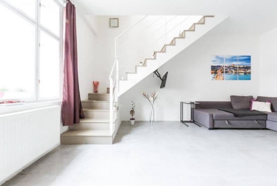 Pronájem bytu 2+kk 87 m², Holandská, Praha, Praha Pronájem bytu 2+kk 87 m², Holandská, Praha, Praha