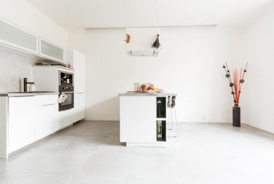 Pronájem bytu 2+kk 87 m², Holandská, Praha, Praha Pronájem bytu 2+kk 87 m², Holandská, Praha, Praha