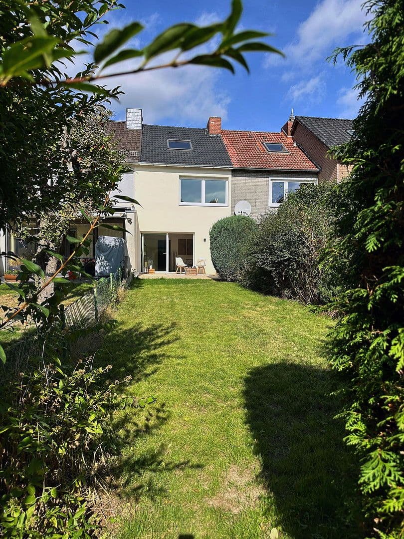 Prodej domu 94 m², pozemek 185 m², Braunschweig, Dolní Sasko Prodej domu 94 m², pozemek 185 m², Braunschweig, Dolní Sasko