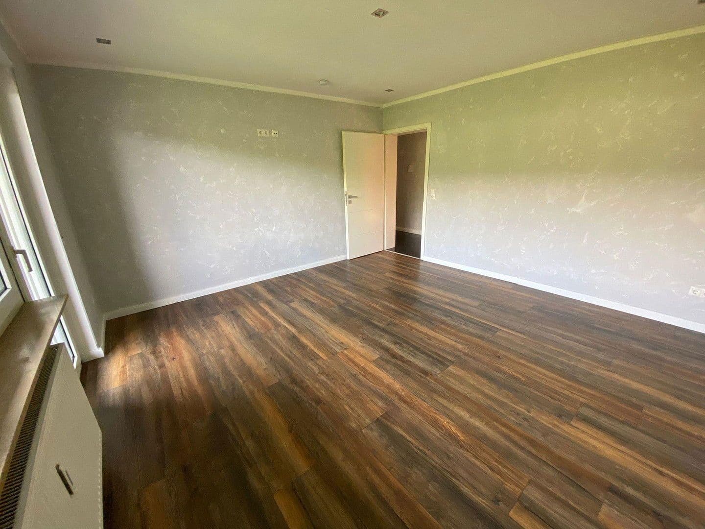Pronájem bytu 2+1 80 m², Am Stollen 24, Kaiserslautern, Porýní-Falc Pronájem bytu 2+1 80 m², Am Stollen 24, Kaiserslautern, Porýní-Falc