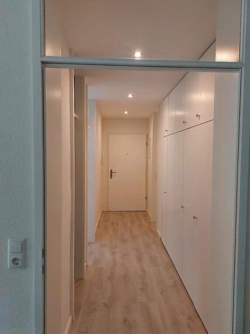 Prodej bytu 2+1 63 m², Hubertushöhe 5, Bad Soden am Taunus, Hessen Prodej bytu 2+1 63 m², Hubertushöhe 5, Bad Soden am Taunus, Hessen