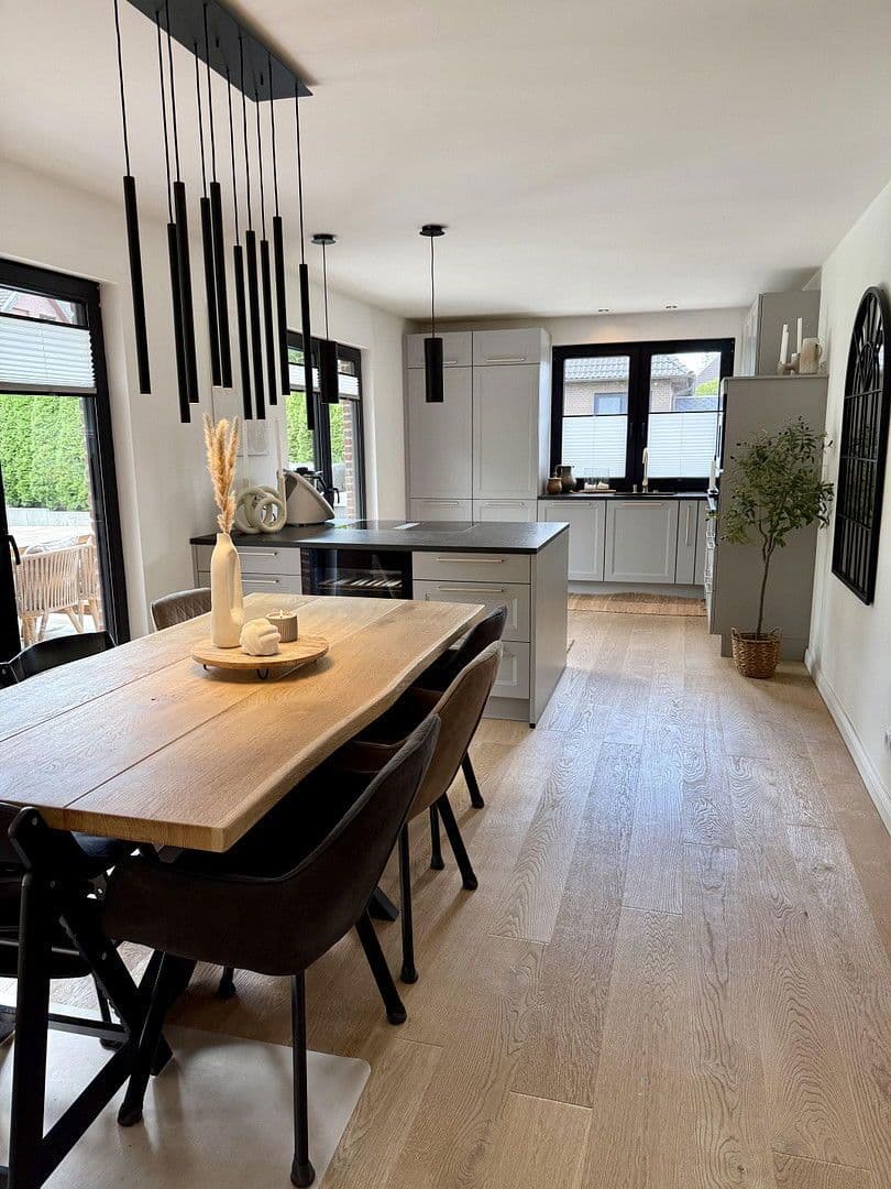 Prodej domu 150 m², pozemek 650 m², Itzehoe, Šlesvicko-Holštýnsko Prodej domu 150 m², pozemek 650 m², Itzehoe, Šlesvicko-Holštýnsko