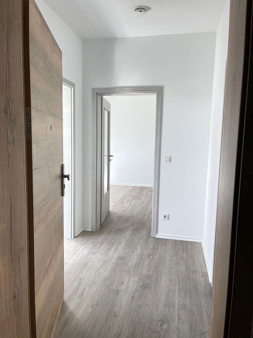 Pronájem bytu 2+1 49 m², Heegermühlerstr. 35 a, Eberswalde, Braniborsko Pronájem bytu 2+1 49 m², Heegermühlerstr. 35 a, Eberswalde, Braniborsko
