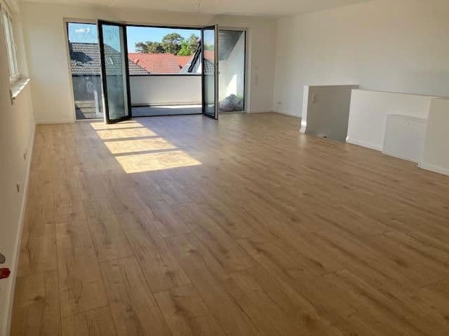 Prodej domu 166 m², pozemek 170 m², Teutoburger Weg 83b, Schloß Holte-Stukenbrock, Severní Porýní-Vestfálsko Prodej domu 166 m², pozemek 170 m², Teutoburger Weg 83b, Schloß Holte-Stukenbrock, Severní Porýní-Vestfálsko
