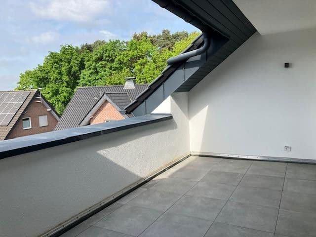 Prodej domu 166 m², pozemek 170 m², Teutoburger Weg 83b, Schloß Holte-Stukenbrock, Severní Porýní-Vestfálsko Prodej domu 166 m², pozemek 170 m², Teutoburger Weg 83b, Schloß Holte-Stukenbrock, Severní Porýní-Vestfálsko