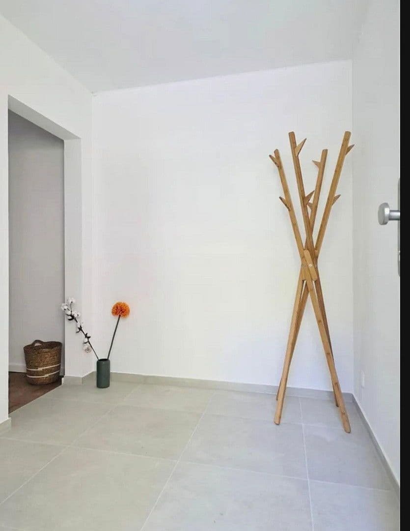 Pronájem bytu  18 m², Bunsenstraße 20, München, Bavorsko Pronájem bytu  18 m², Bunsenstraße 20, München, Bavorsko