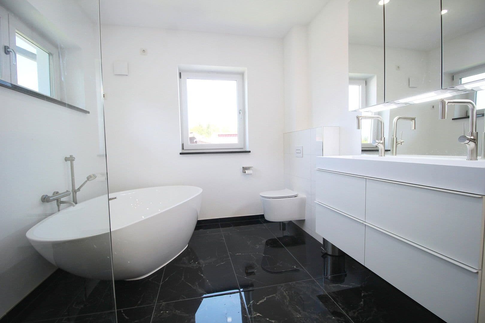 Prodej domu 156 m², pozemek 2.146 m², Außernzell, Bavorsko Prodej domu 156 m², pozemek 2.146 m², Außernzell, Bavorsko