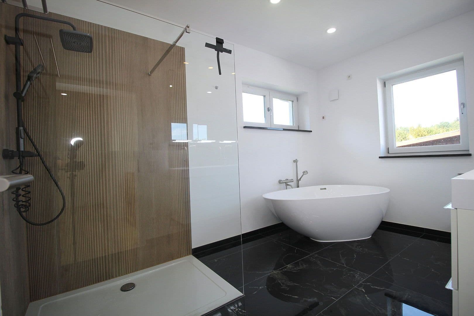 Prodej domu 156 m², pozemek 2.146 m², Außernzell, Bavorsko Prodej domu 156 m², pozemek 2.146 m², Außernzell, Bavorsko