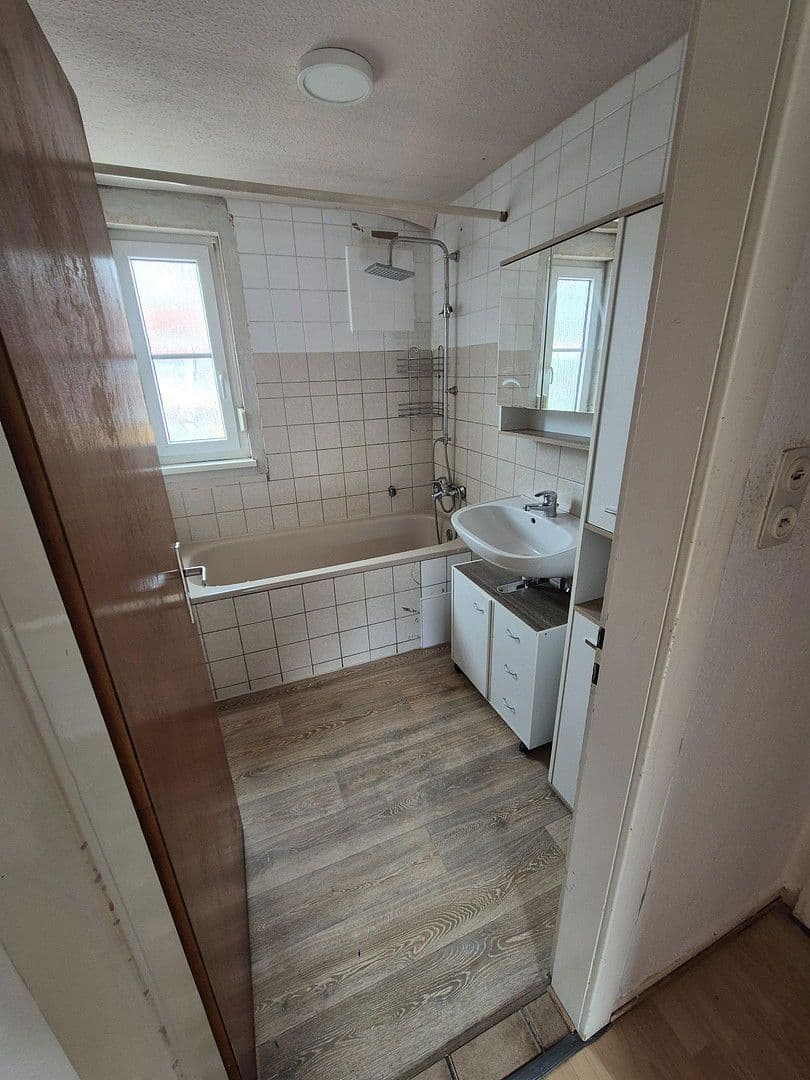 Pronájem domu 92 m², pozemek 91 m², Sinntal, Hessen Pronájem domu 92 m², pozemek 91 m², Sinntal, Hessen