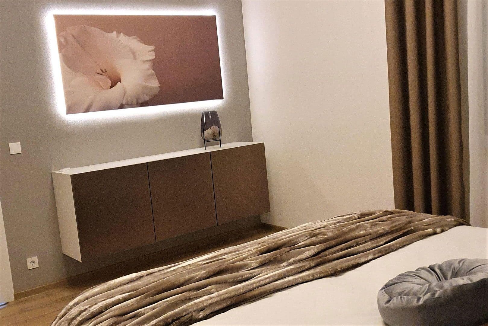 Pronájem bytu 2+1 68 m², Kronenstr. 16, Meersburg, Bádensko-Württembersko Pronájem bytu 2+1 68 m², Kronenstr. 16, Meersburg, Bádensko-Württembersko