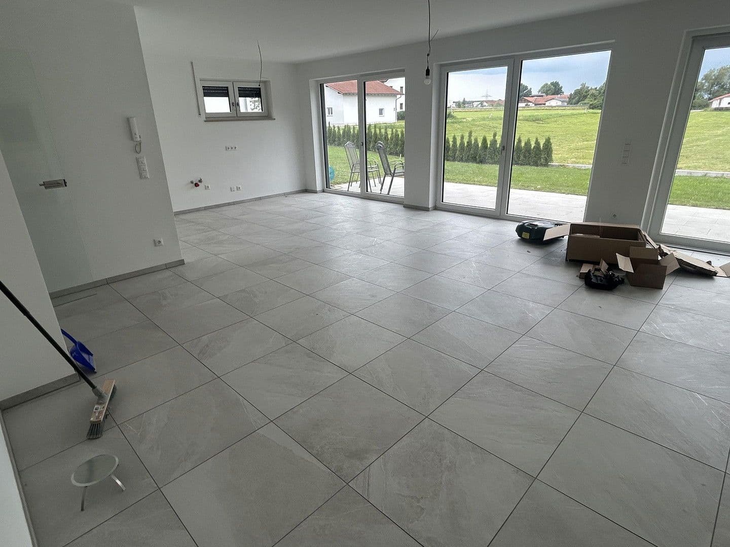 Pronájem bytu 5+1 130 m², Lindhofstr. 43b, Eggenfelden, Bavorsko Pronájem bytu 5+1 130 m², Lindhofstr. 43b, Eggenfelden, Bavorsko