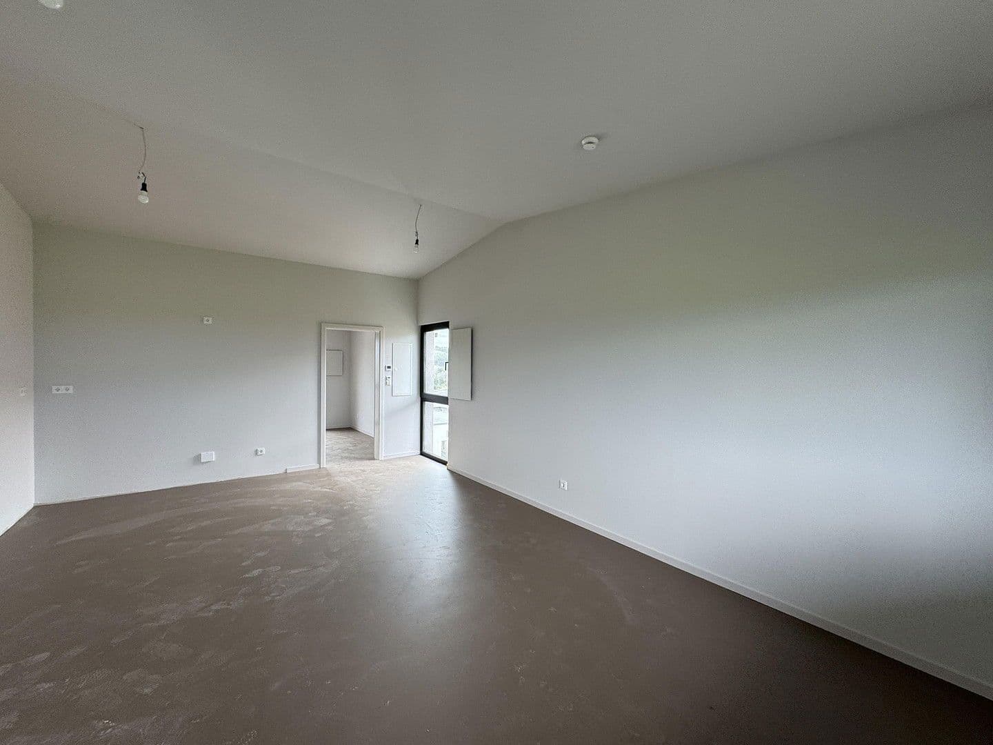 Pronájem bytu 2+1 56 m², Feldbergblick 22, Waldems, Hessen Pronájem bytu 2+1 56 m², Feldbergblick 22, Waldems, Hessen