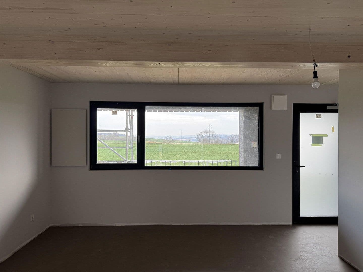 Pronájem bytu 2+1 56 m², Feldbergblick 22, Waldems, Hessen Pronájem bytu 2+1 56 m², Feldbergblick 22, Waldems, Hessen