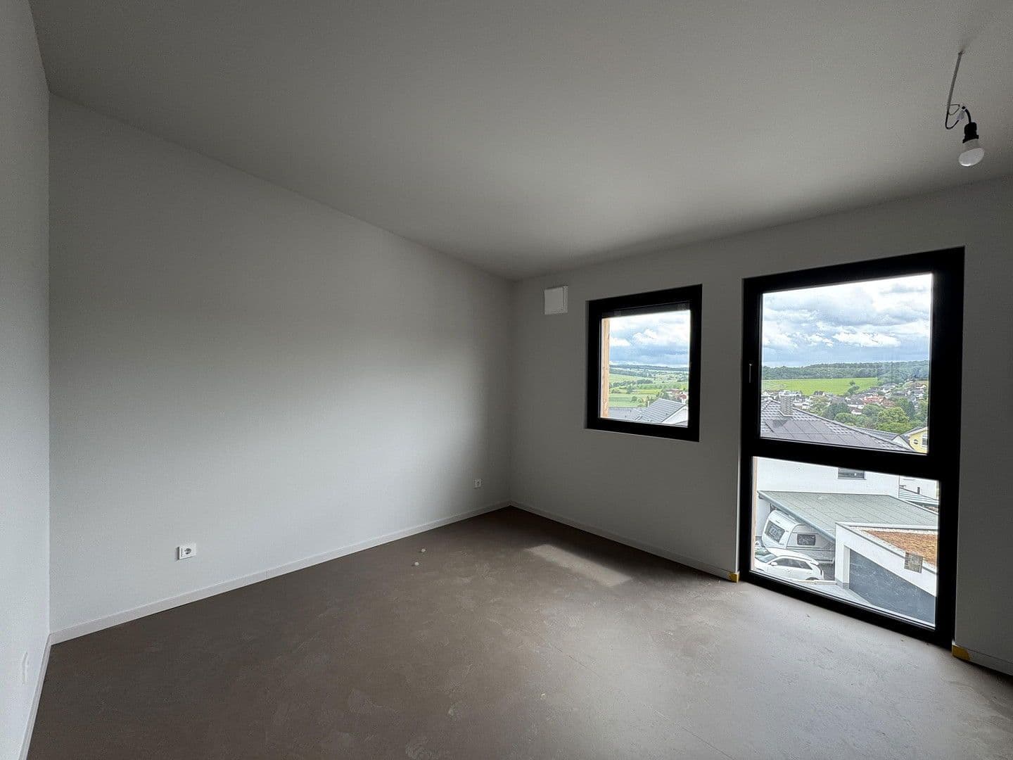 Pronájem bytu 2+1 56 m², Feldbergblick 22, Waldems, Hessen Pronájem bytu 2+1 56 m², Feldbergblick 22, Waldems, Hessen