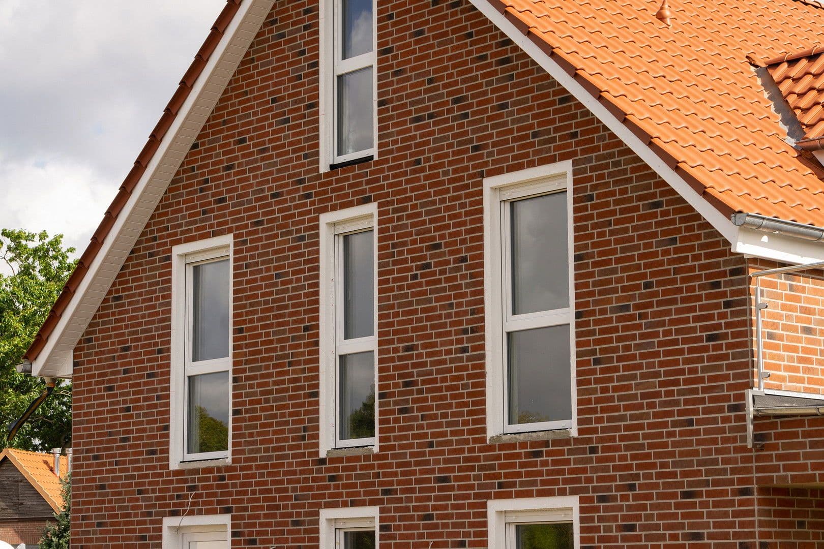 Prodej domu 168 m², pozemek 647 m², Lehre, Dolní Sasko Prodej domu 168 m², pozemek 647 m², Lehre, Dolní Sasko