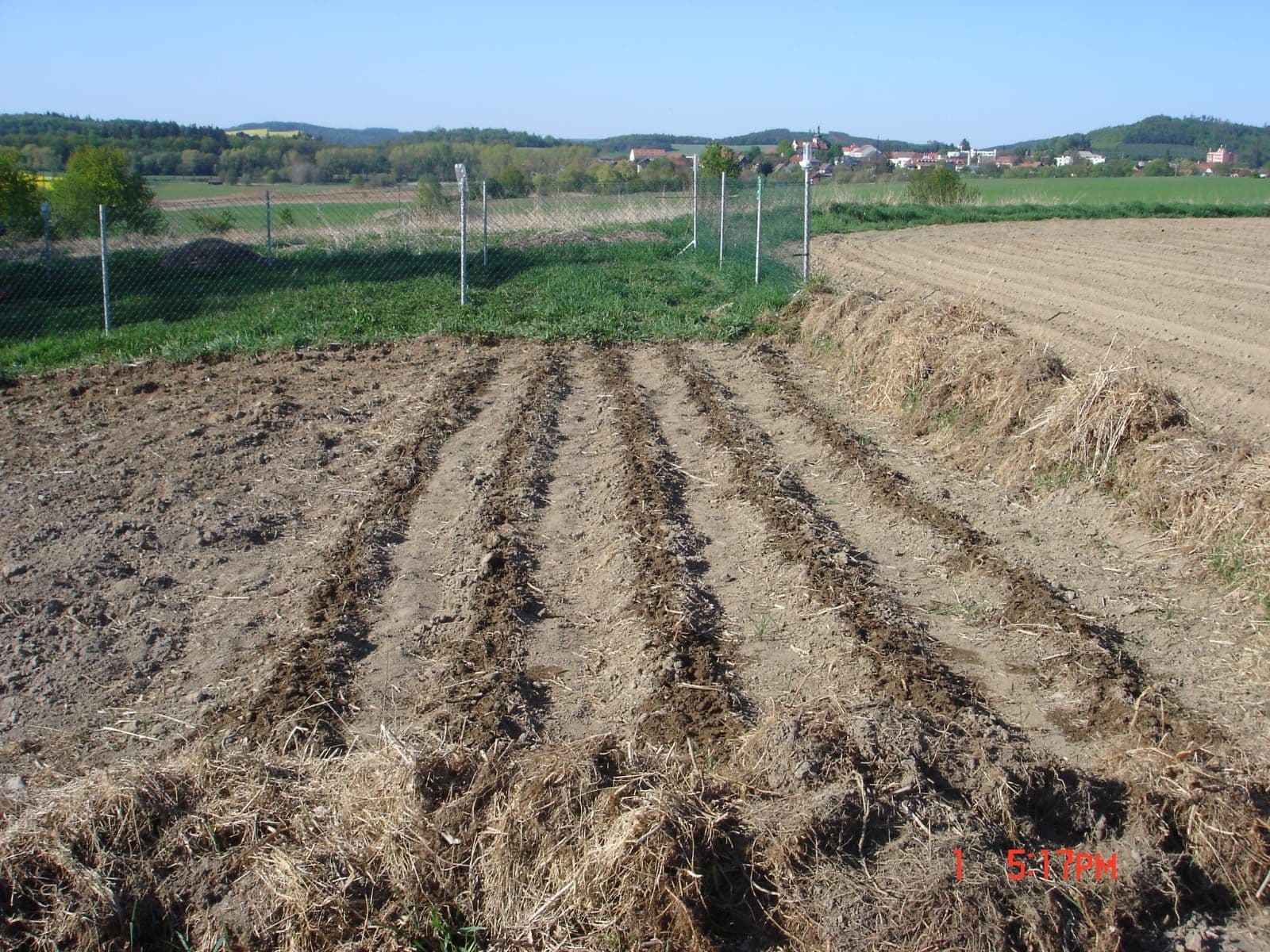 Prodej pozemku 6.500 m², Neveklov, Středočeský kraj Prodej pozemku 6.500 m², Neveklov, Středočeský kraj