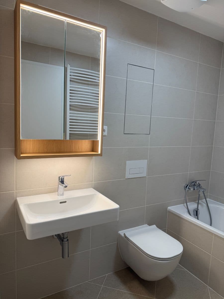 Pronájem bytu 2+kk 52 m², Čakovická, Praha, Praha Pronájem bytu 2+kk 52 m², Čakovická, Praha, Praha