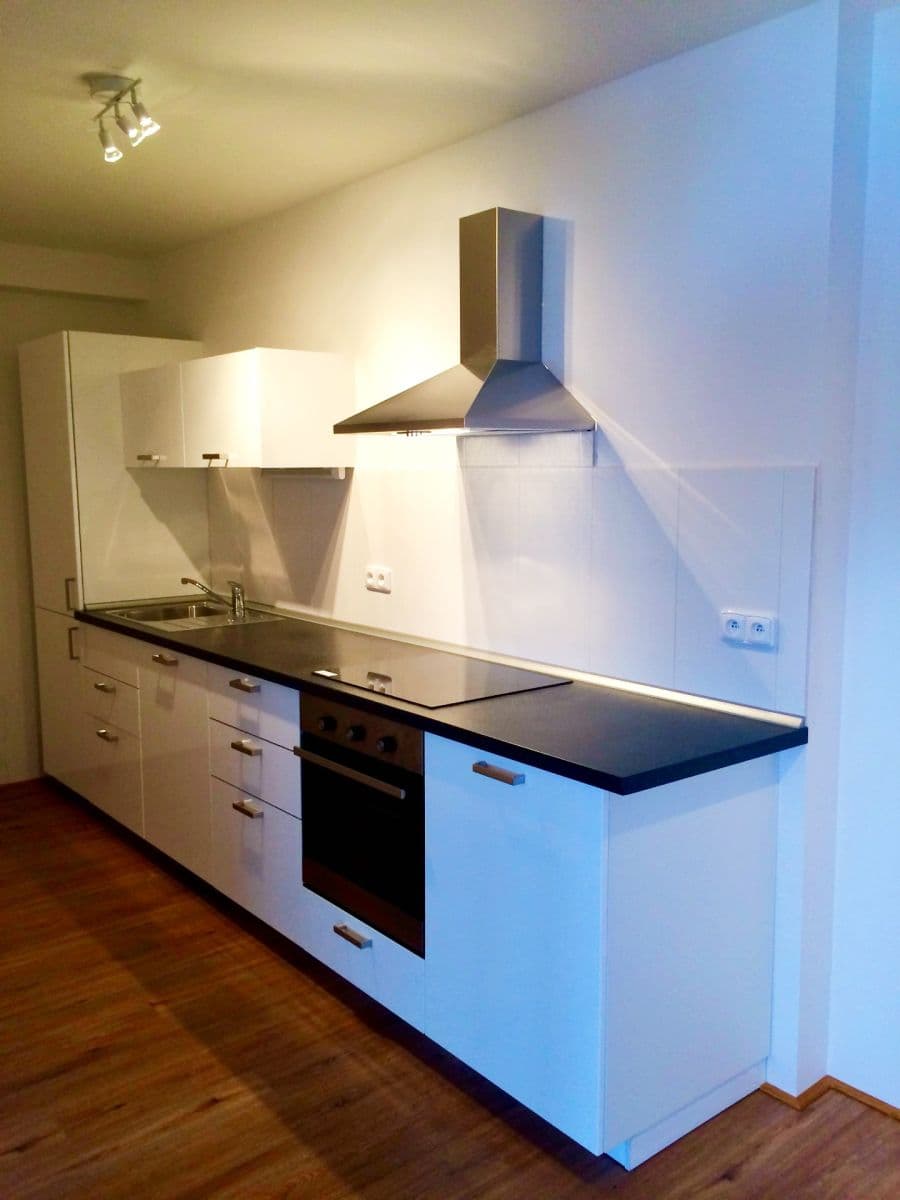 Pronájem bytu 2+kk 56 m², Staroměstské náměstí, Mladá Boleslav, Středočeský kraj Pronájem bytu 2+kk 56 m², Staroměstské náměstí, Mladá Boleslav, Středočeský kraj