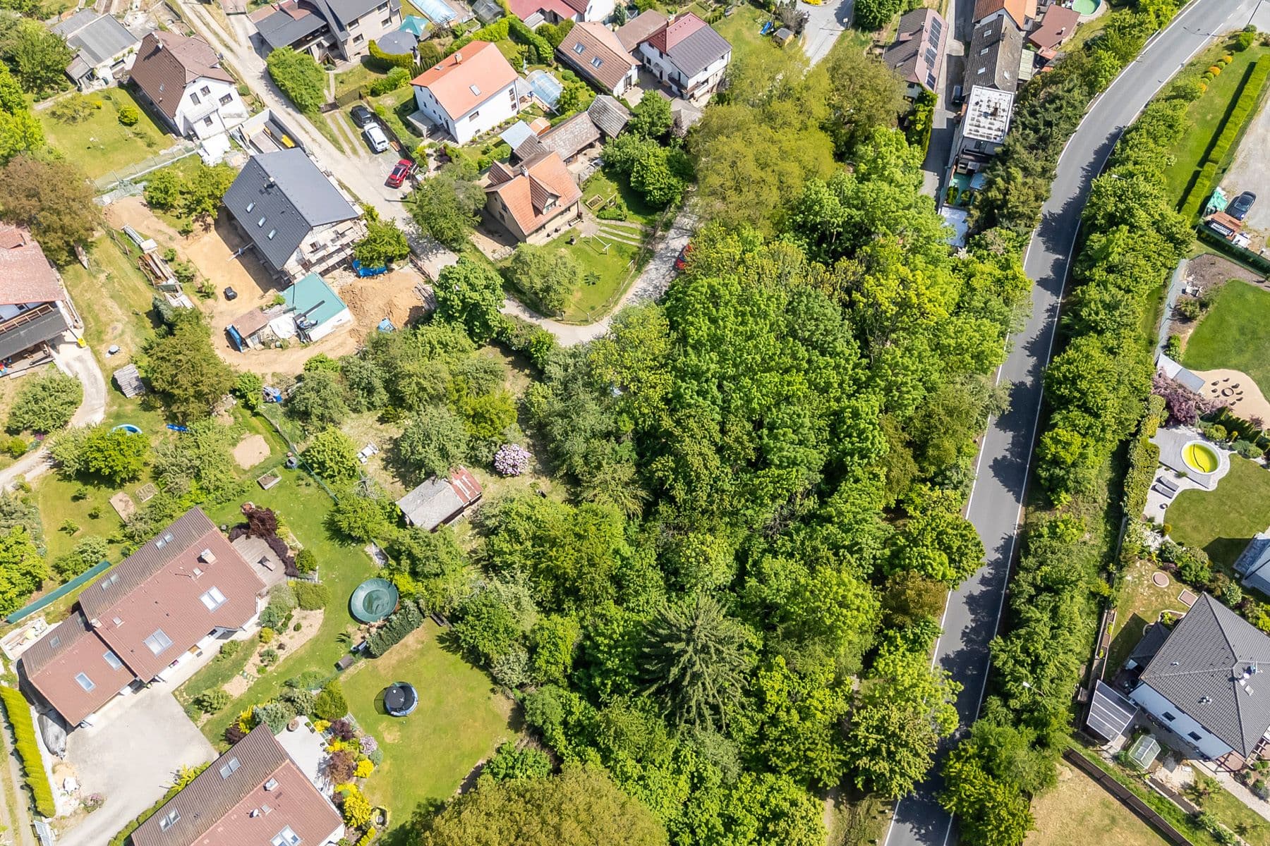 Prodej pozemku 1.552 m², Na Vinicích, Davle, Středočeský kraj Prodej pozemku 1.552 m², Na Vinicích, Davle, Středočeský kraj