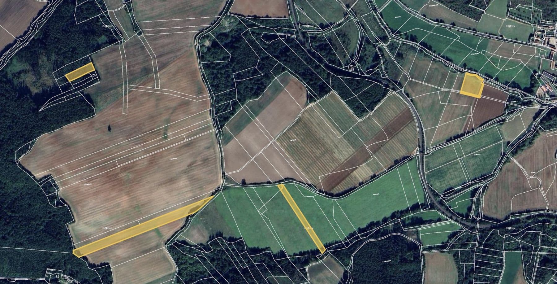 Prodej pozemku 36.164 m², Pnětluky, Ústecký kraj Prodej pozemku 36.164 m², Pnětluky, Ústecký kraj