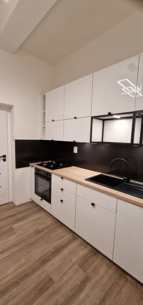 Pronájem bytu 3+1 68 m², Josefův Důl, Středočeský kraj Pronájem bytu 3+1 68 m², Josefův Důl, Středočeský kraj