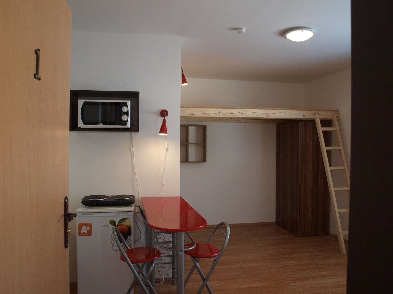 Pronájem bytu 1+kk 25 m², Ořechová, Rebešovice, Jihomoravský kraj Pronájem bytu 1+kk 25 m², Ořechová, Rebešovice, Jihomoravský kraj
