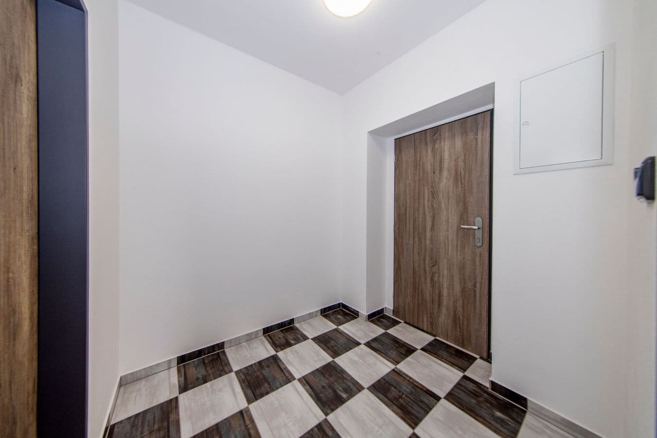 Pronájem bytu 1+kk 49 m², U Plynárny, Praha, Praha Pronájem bytu 1+kk 49 m², U Plynárny, Praha, Praha