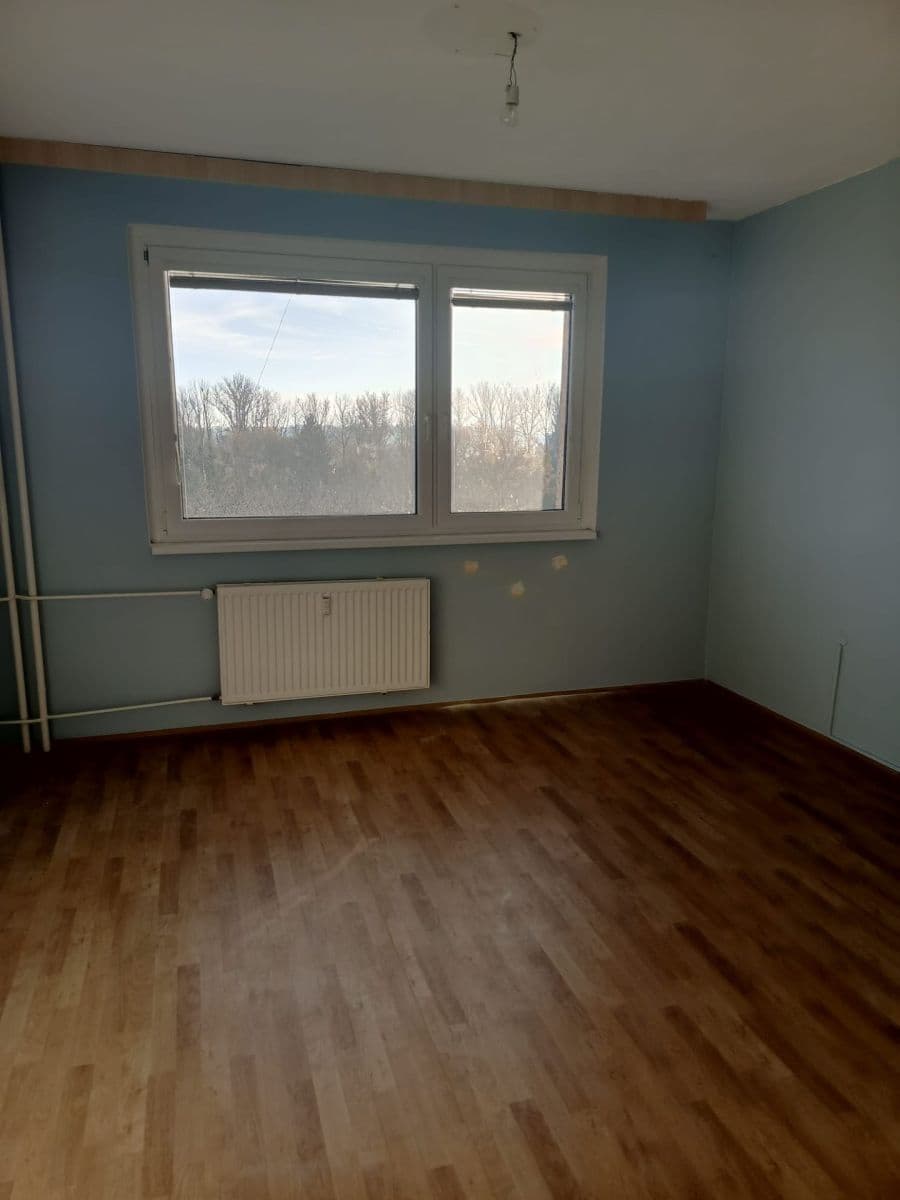 Pronájem bytu 3+1 80 m², Kpt. Jaroše, Neratovice, Středočeský kraj Pronájem bytu 3+1 80 m², Kpt. Jaroše, Neratovice, Středočeský kraj