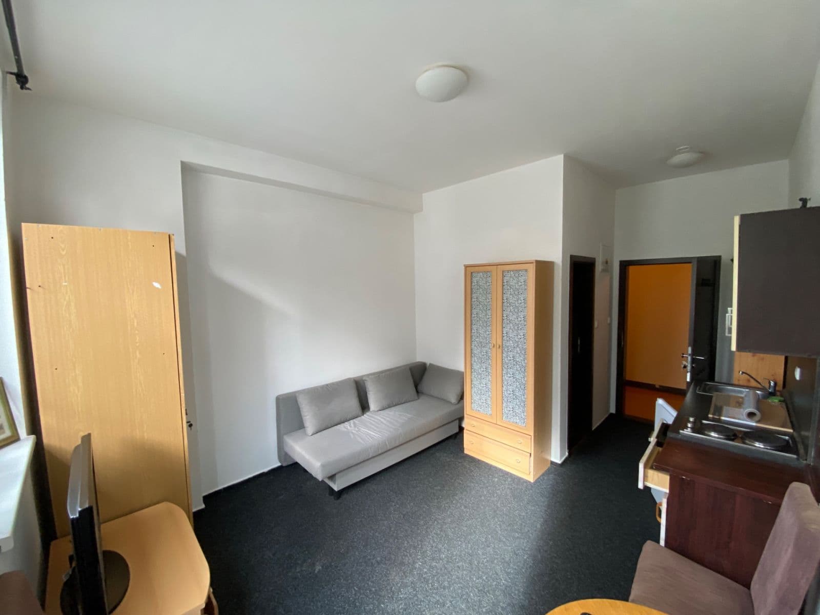 Pronájem bytu 1+kk 18 m², Poznaňská, Sázava, Středočeský kraj Pronájem bytu 1+kk 18 m², Poznaňská, Sázava, Středočeský kraj