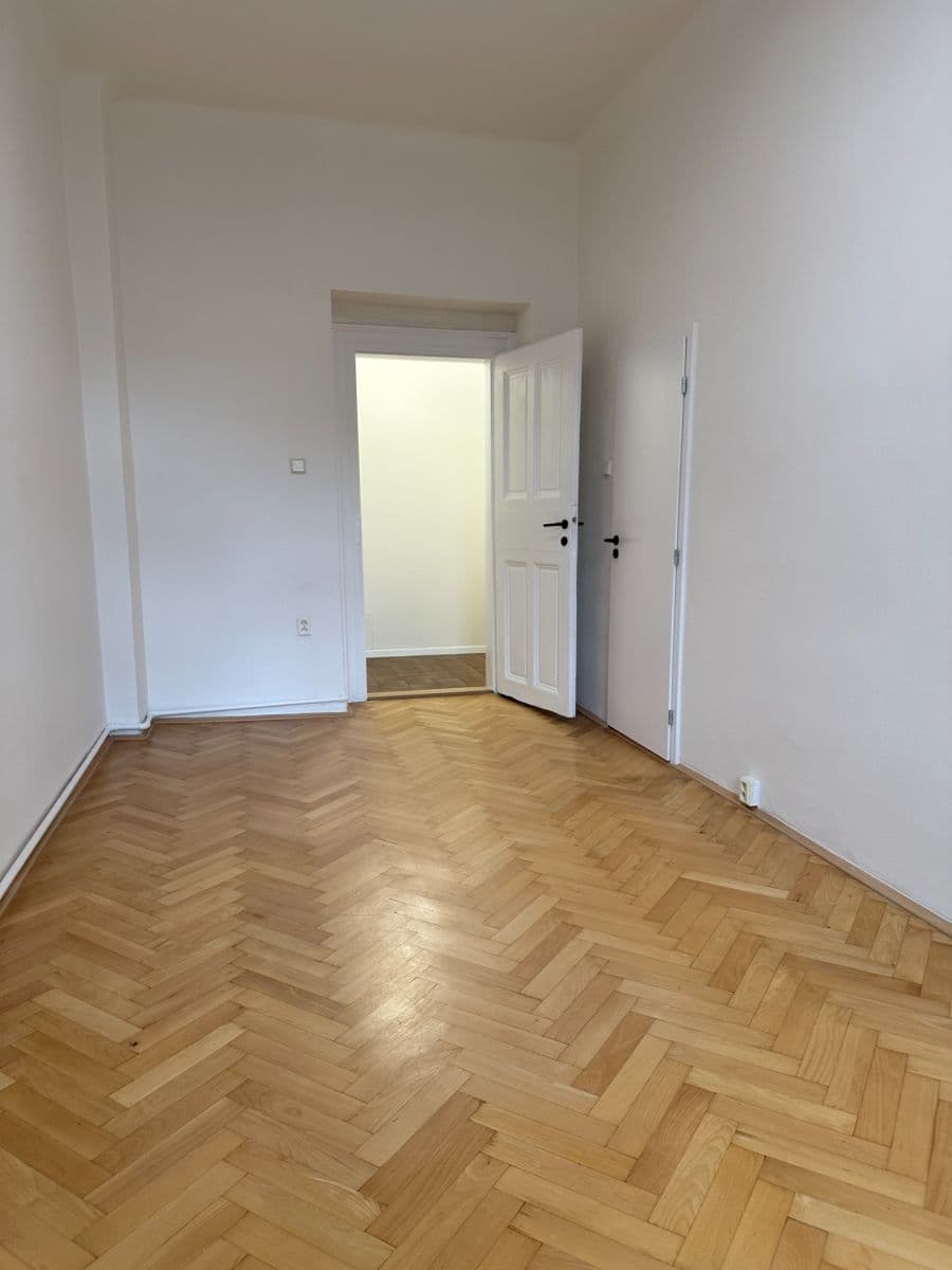 Pronájem bytu 1+kk 30 m², Perunova, Praha, Praha Pronájem bytu 1+kk 30 m², Perunova, Praha, Praha