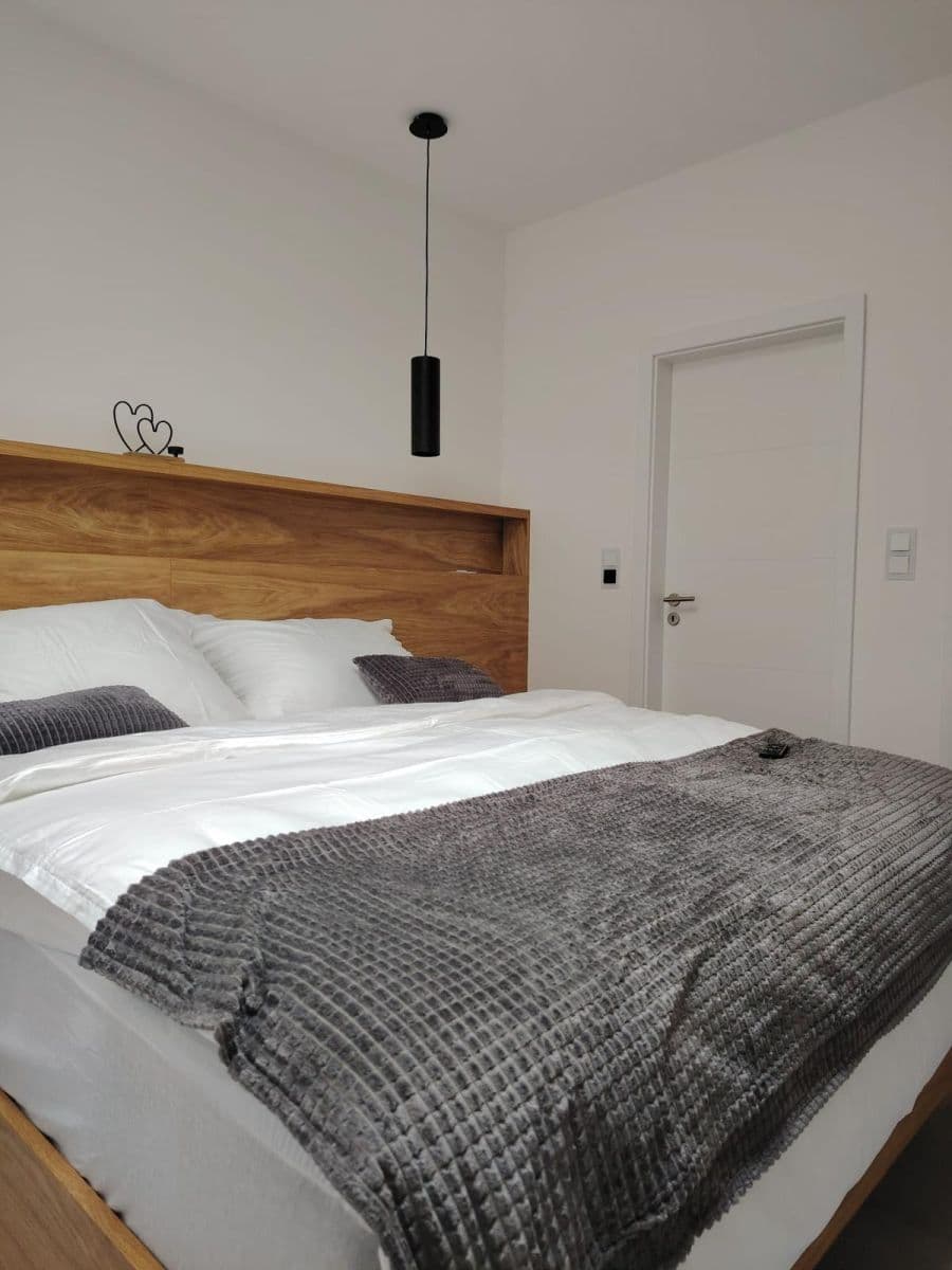 Pronájem bytu 2+kk 49 m², Dlouhá, Olomouc, Olomoucký kraj Pronájem bytu 2+kk 49 m², Dlouhá, Olomouc, Olomoucký kraj