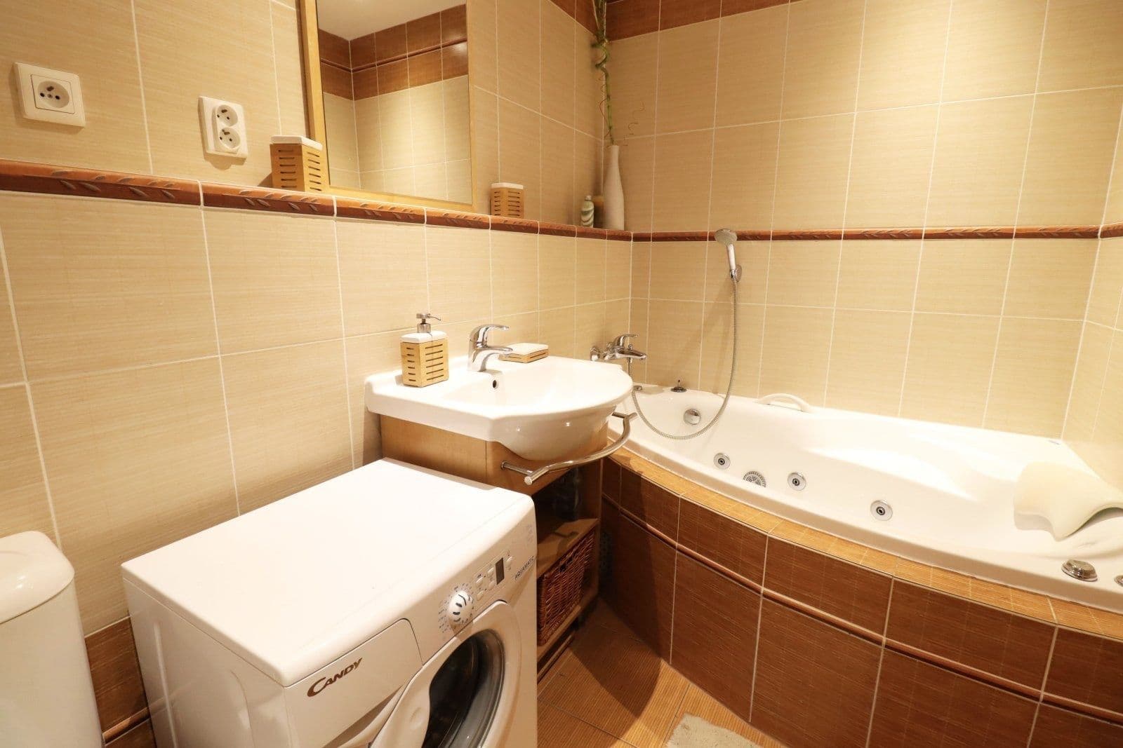 Pronájem bytu 1+kk 33 m², Sicherova, Praha, Praha Pronájem bytu 1+kk 33 m², Sicherova, Praha, Praha