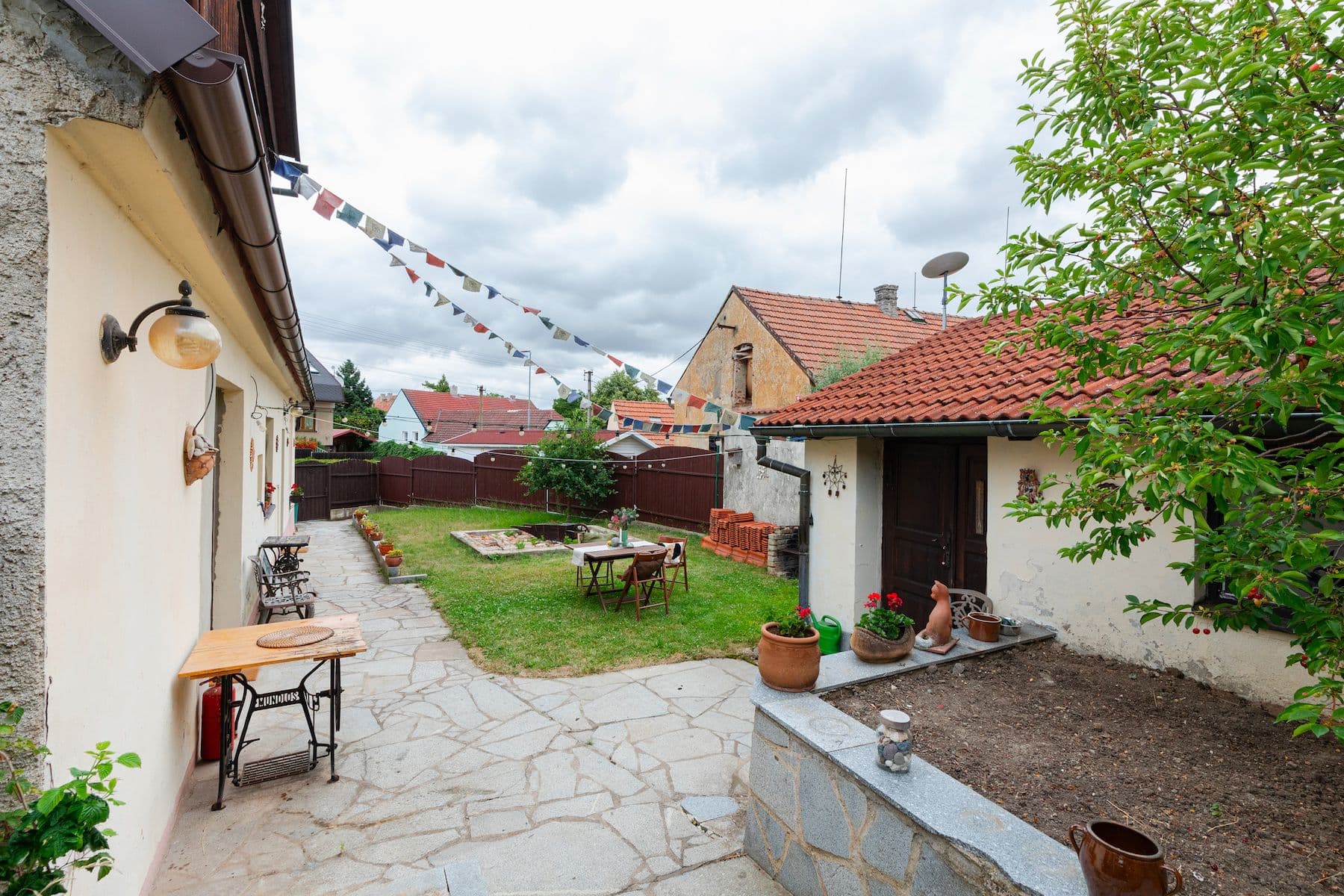 Prodej domu 110 m², pozemek 342 m², Ptice, Středočeský kraj Prodej domu 110 m², pozemek 342 m², Ptice, Středočeský kraj