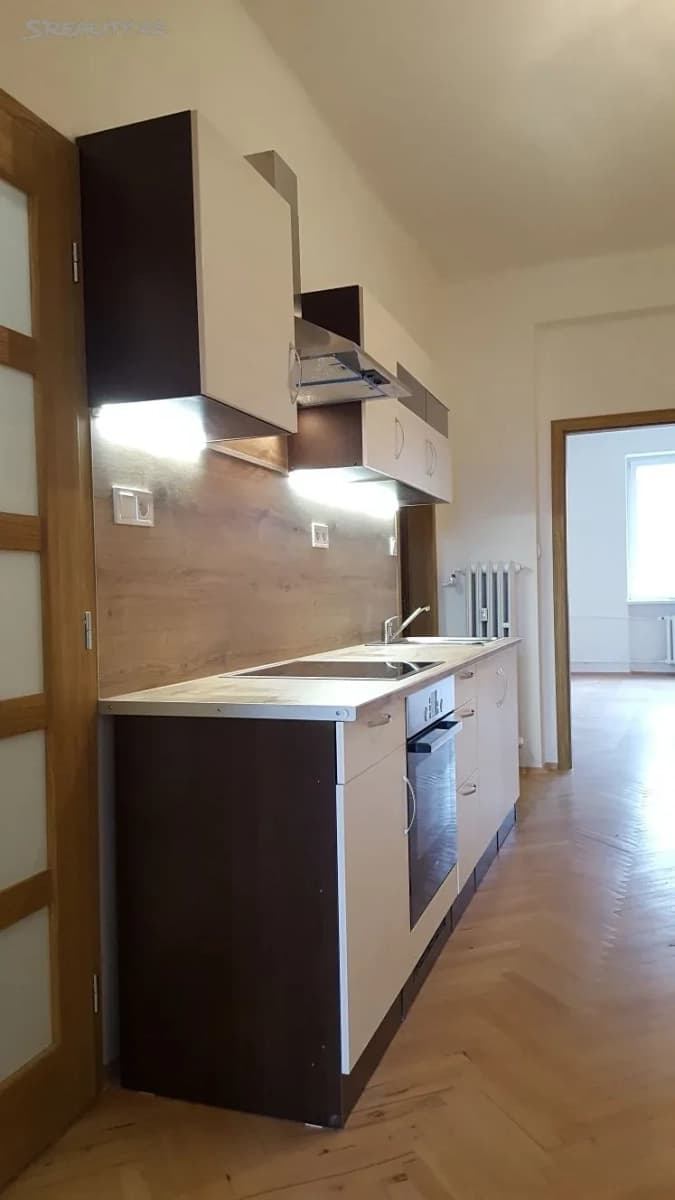 Prodej bytu 3+1 80 m², Bělohorská, Praha, Praha Prodej bytu 3+1 80 m², Bělohorská, Praha, Praha