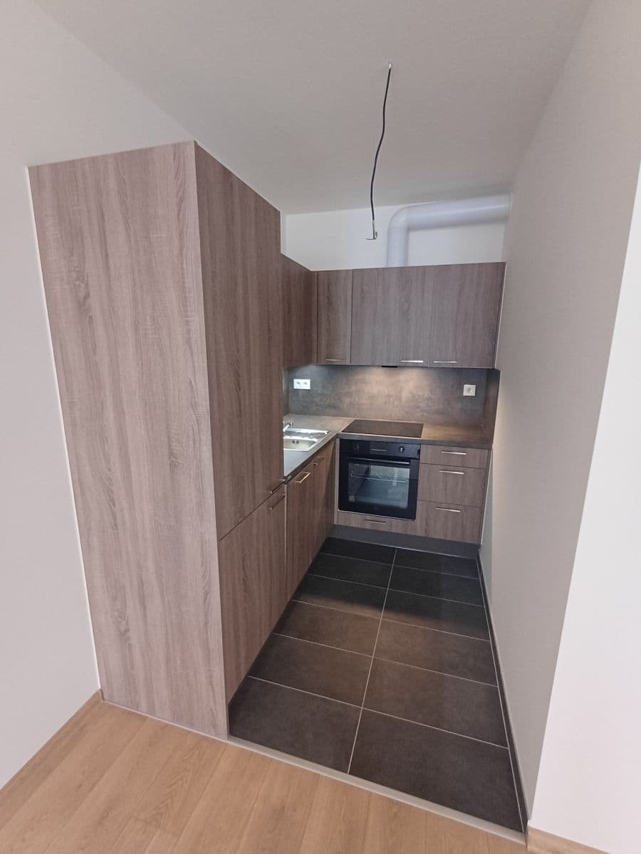 Pronájem bytu 2+kk 42 m², Fabiánové, Praha, Praha Pronájem bytu 2+kk 42 m², Fabiánové, Praha, Praha
