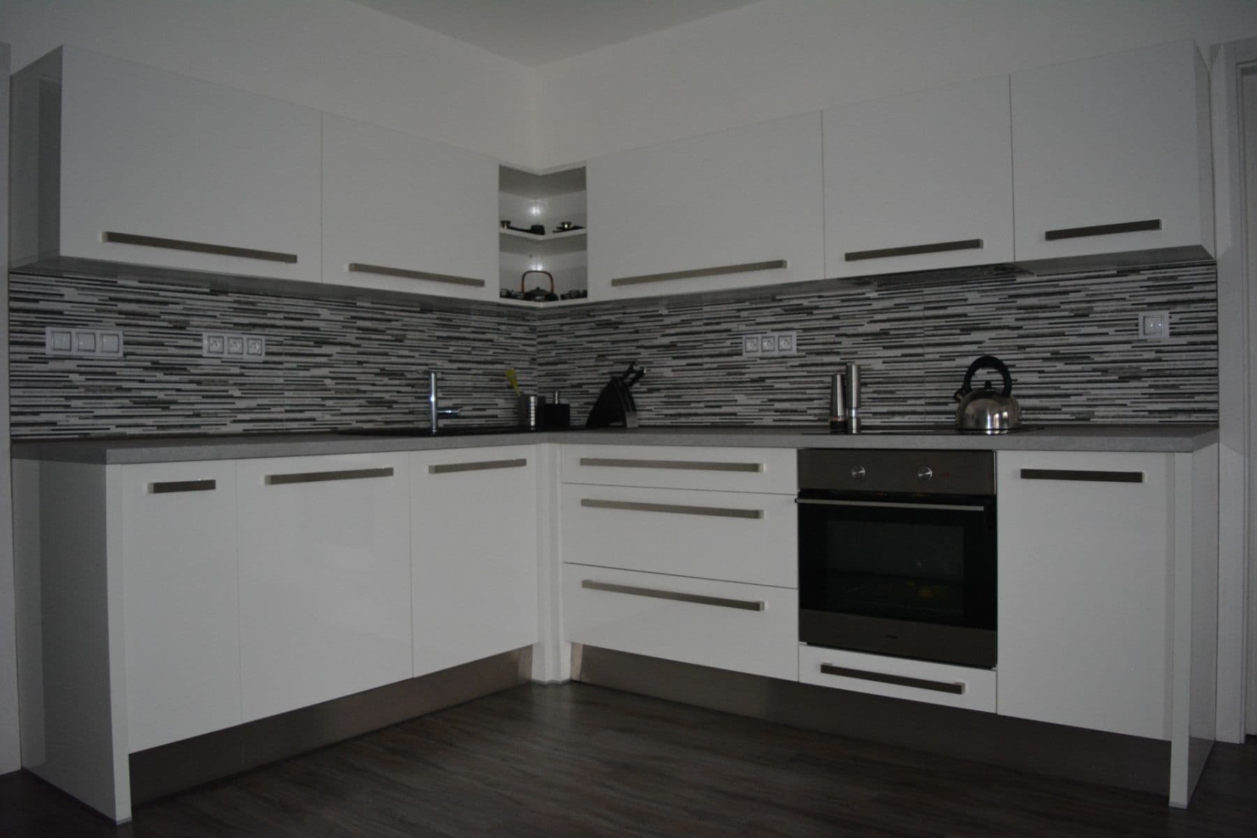 Pronájem bytu 3+kk 105 m², Malecká, Chrudim, Pardubický kraj Pronájem bytu 3+kk 105 m², Malecká, Chrudim, Pardubický kraj