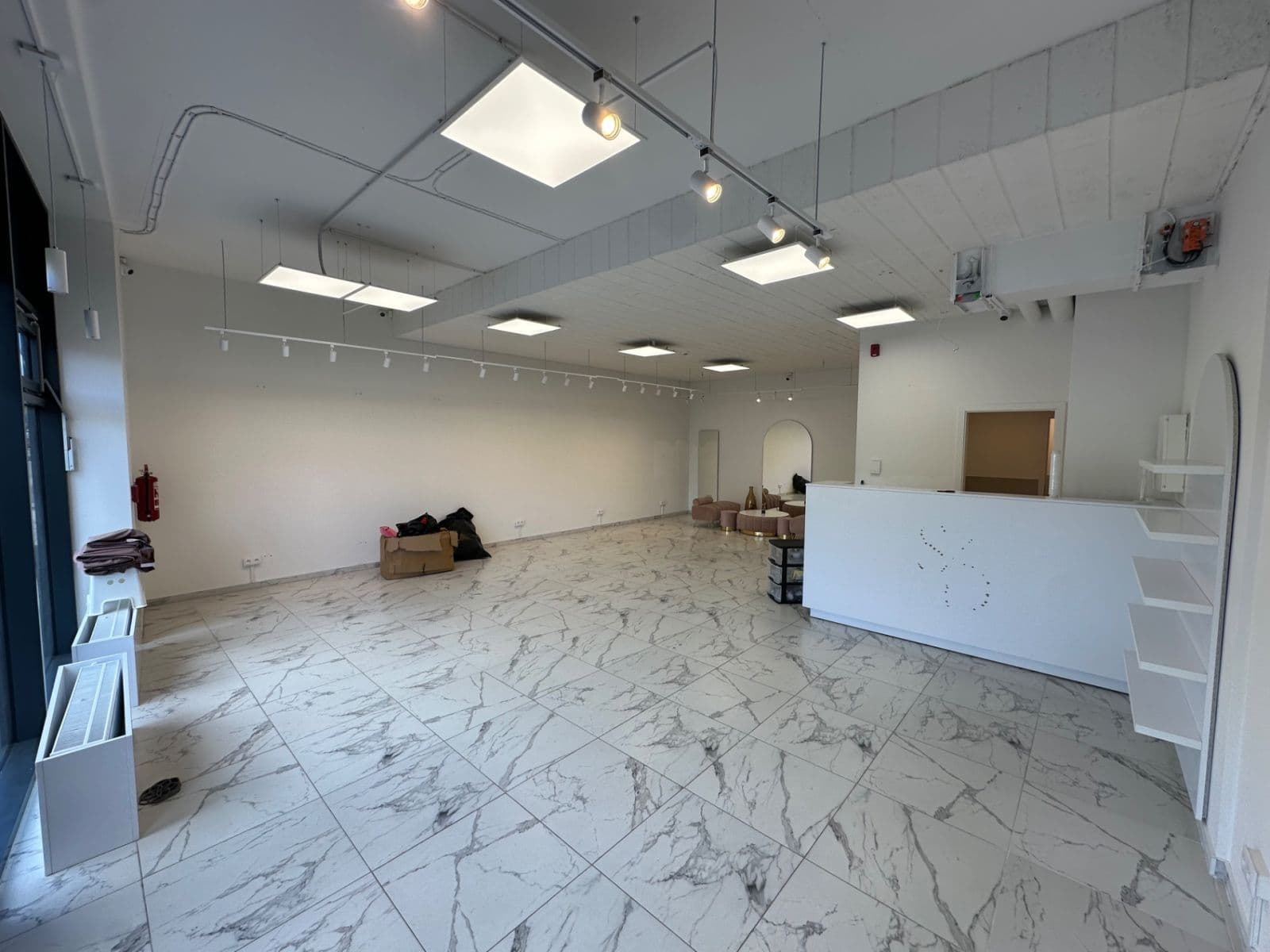 Pronájem nebytového prostoru 70 m², Kolbenova, Praha, Praha Pronájem nebytového prostoru 70 m², Kolbenova, Praha, Praha