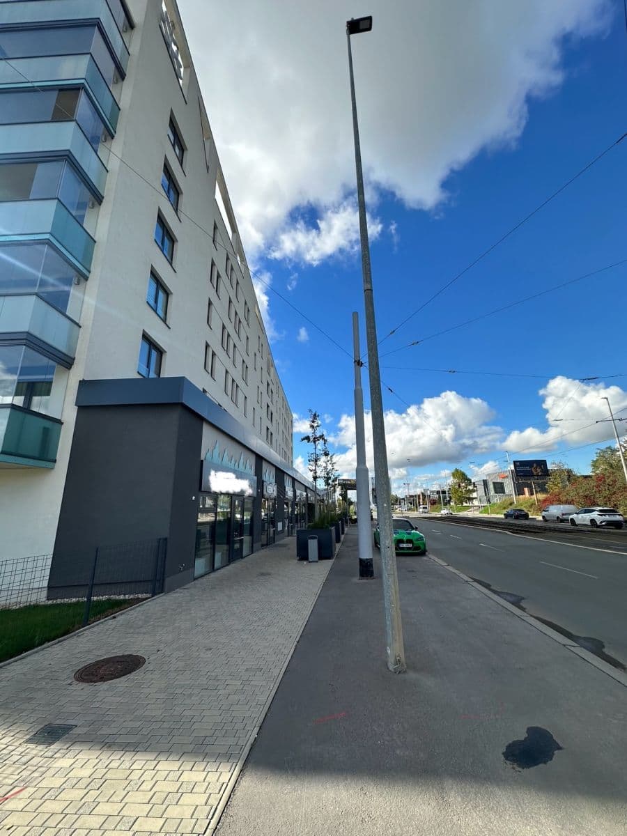 Pronájem nebytového prostoru 70 m², Kolbenova, Praha, Praha Pronájem nebytového prostoru 70 m², Kolbenova, Praha, Praha