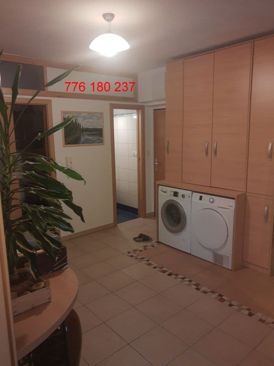 Pronájem bytu 4+kk 82 m², Družstevní, Pelhřimov, Kraj Vysočina Pronájem bytu 4+kk 82 m², Družstevní, Pelhřimov, Kraj Vysočina