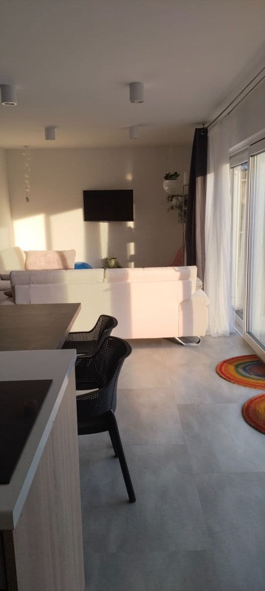 Pronájem domu 127 m², pozemek 1.000 m², Pod Skalou, Hrobce, Ústecký kraj Pronájem domu 127 m², pozemek 1.000 m², Pod Skalou, Hrobce, Ústecký kraj